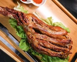 Longhe Barbecue (Guanhai Road Branch)