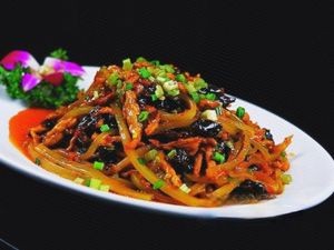 Lao Xue Farmhouse Cuisine (Feicui Road Branch)