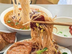 Lao Pengyou Rice Noodles (Hongyuan Community Branch)