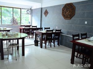 Dian Shi Lobster House (Hupo Villa Branch)