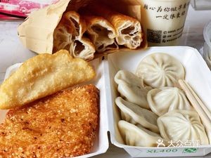Luyuanwai Soy Milk & Fried Dough Sticks (Xiangyuan Jin Gangwan Branch)