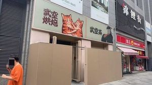 Dao Ban Xiang · Chicken, Fish, Meat & Eggs in One Bowl of Rice