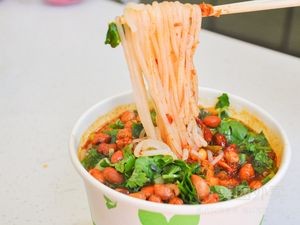 Bagge Huangfen Chicken & Spicy Vermicelli