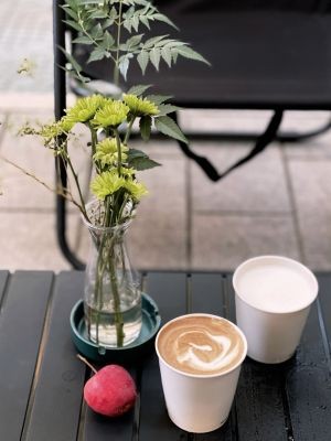 Small Valley Cafe (Zhidi Baijingwan Store)