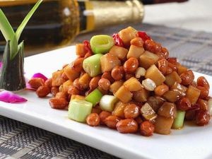 Sanhe Home-style Cuisine (Caochong Building West)