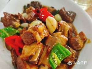 瓦埠湖鱼庄(丽水河畔店)