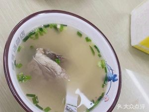 Tao's Twenty Port Pig Head Soup (Wen Yi Shi Bu Li Branch)
