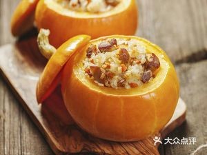 Xiangwan功夫煲仔 (Cuozhen Road Branch)