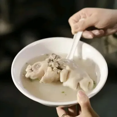Dexiangju · Lao Chen Pig's Trotter Soup