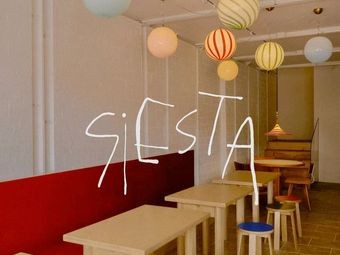 SiESTA Cafeteria & Wine