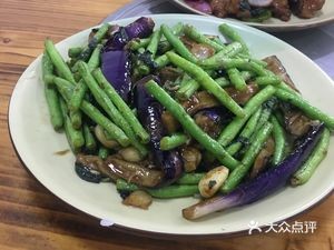 Deyue Gourmet Private Kitchen (Futong Liansha Commercial Plaza Branch)