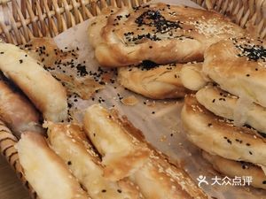 Zhang San Chu's Artisanal Flatbread (Ledejuyuan Branch)