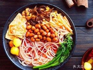 Fei Zai · Liuzhou Luosifen