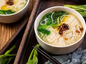 Lanzhou Hand-Ripped Noodles (Zhongyong Store)
