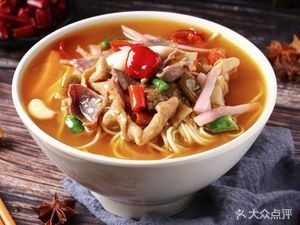 Qin Yun Grandma's Street Noodles (Jiangcun Market Store)