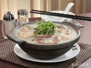 Ming Liang Food Hall (Clay Pot Rice, Fried Noodles, Stir-Fried Snails, Huang Yong Branch)
