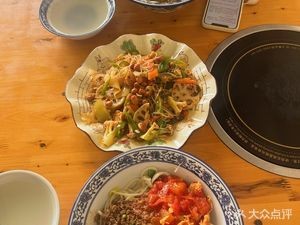 Old Shaanxi Farmhouse Noodles Qin Feng Noodle Road (Midea Guangxia Garden Store)