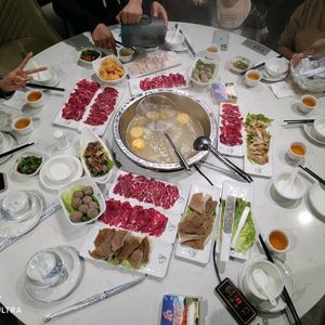 Brothers Shantou Beef Hot Pot (Zhongyi Branch)