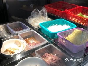 Chao Wei Pig Trotter Rice Noodle Soup (Qing'an Road Branch)