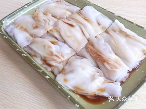 Juli Fang Snack Shop