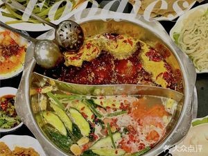 Dock Memories Chongqing Old Hot Pot