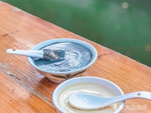 Shuang Qiao Fine Food Store