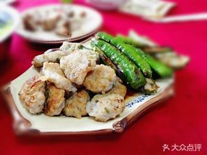 Steamed Pig Farm Private Cuisine (Fengjian Water Town Branch)