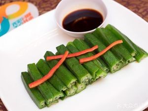 Shunde Fresh Pork Offal Porridge (Wuyi Apartment Store)