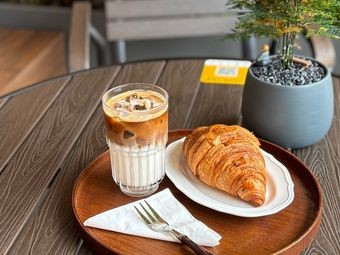 BM Coffee and Cake