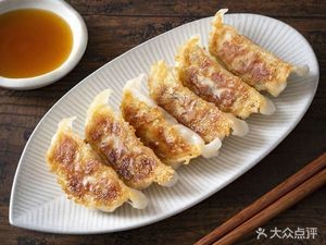Yuxia Delicacies Shop