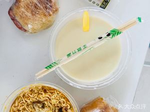 Jinwei Breakfast (Songfeng West Lane Store)