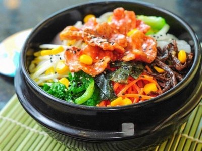Hanwei Xuan Seaweed Rice Rolls