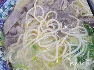 Zhou's Huainan Beef Soup Restaurant and Hotpot (Yong'anli Community South District Store)