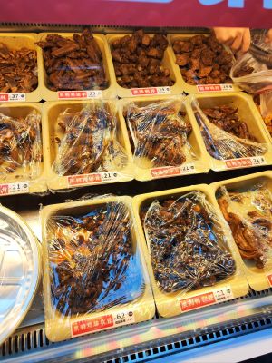 Juewei Duck Neck (Junxiuyuan Store)