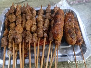 Wang Pogu's Four Seasons Fragrant Barbecue and Spicy Hot Pot (Beihan Highway Branch)