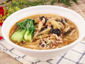 Beef Noodles with Hei La Mian
