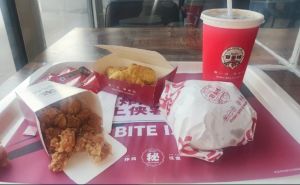 Baishengge Fried Chicken & Burger (Dongli Lake Store)
