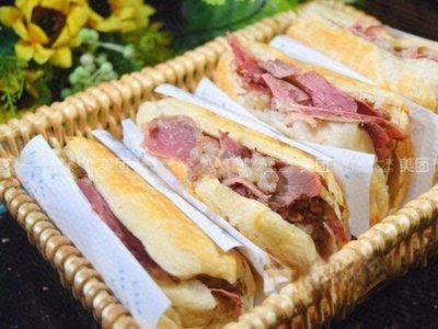 Wanfu Donkey Meat Fire Cake