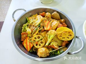 Tianjin Urban Construction University First Canteen