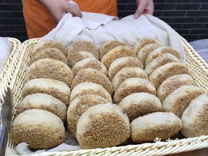 Eight Big Bowls (Zhongyuan Mcube Store)