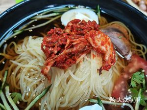 Xue Rui Jia Plum Chicken and Cold Noodles
