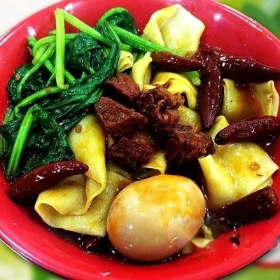 Zhou Family Noodles with Beef Offal
