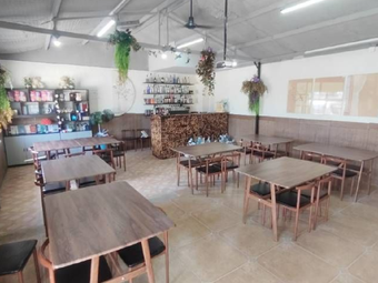 Drunk Island Café Bar