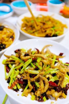 Guangzhou Open-air Restaurant · Tianjin Private Cuisine (Jingxingli Community Branch)