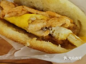 Happy Heart Fried Flatbread with Pork Tenderloin (Qingjing Garden Store)