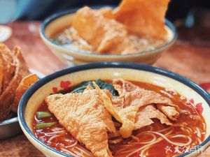 Dayi Hong Liuzhou Snail Rice Noodles