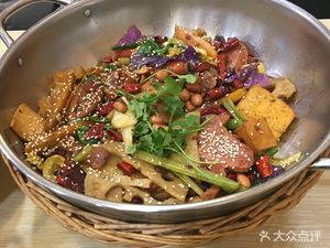 Spicy Fragrant Pot · Grilled Fish