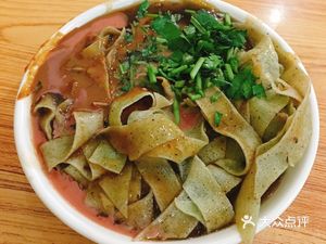 Fusheng Noodles with Rice Cake (Heiniuchengdao Auxiliary Road Branch)