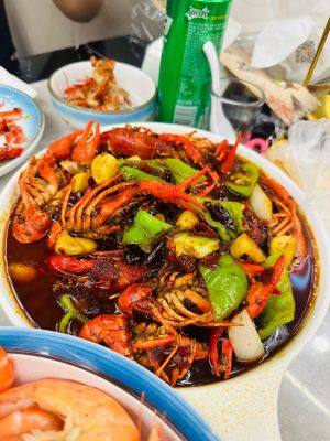 Old Sichuan Sister's Bullfrog & Frog Fish Hotpot