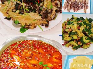 Iron Pot Chicken and羊蝎子 (Huasheng Road Branch)